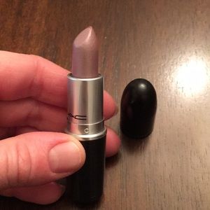 Mac Intricate Lipstick